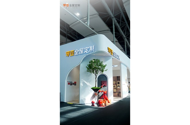 顏值出圈丨羅亞全屋定製以年輕的心“敢”動廣州建博會